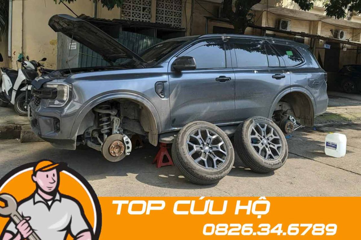 Vá-Xe-Lưu-Động-Quận-1-Top-Cứu-Hộ